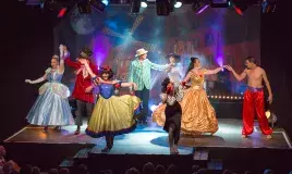 Spectacle au camping Les Pierres Couchées